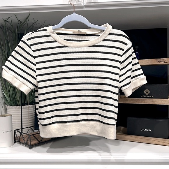 Atelier BY KIRIOUS Sz L Crop top sweater & skirt cream w stripes Good condition - Picture 3 of 8